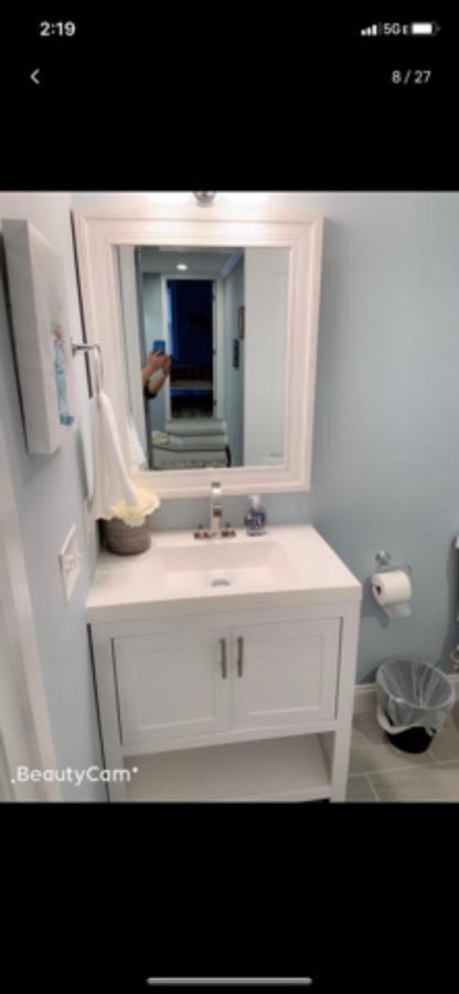 Nice Bedroom Next Fells Point Baltimore Exterior photo